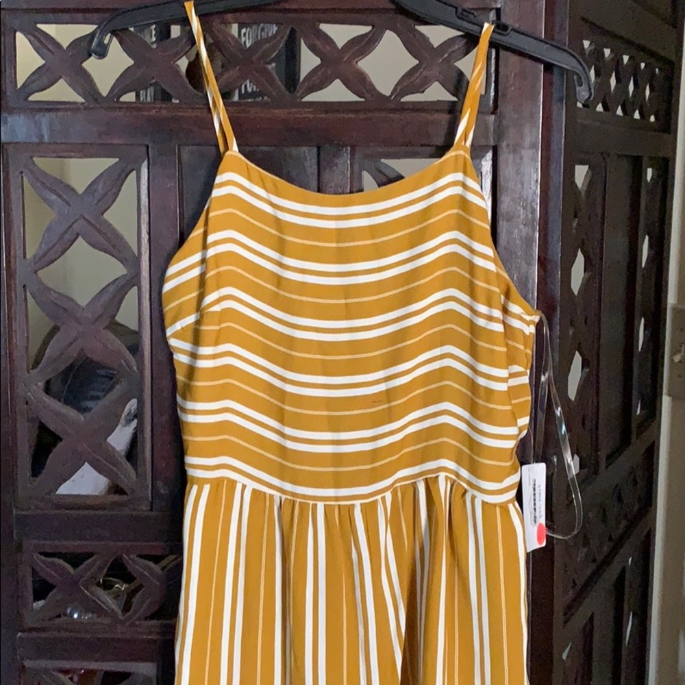 Boutique Style Yellow Jumper